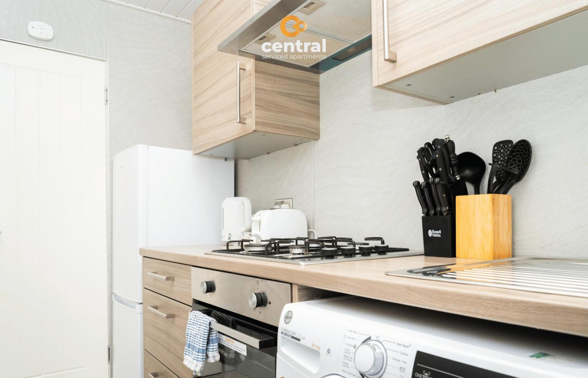 Central Serviced Apartments - 2 Bedroom - Ground Floor - Monthly & Weekly Bookings Welcome - Free Street Parking - 2 Double Beds - Wifi - Smart Tvs In Rooms - Fully Equipped - Heating 24-7 - Contractor & Short Stay Favourite Данди Экстерьер фото